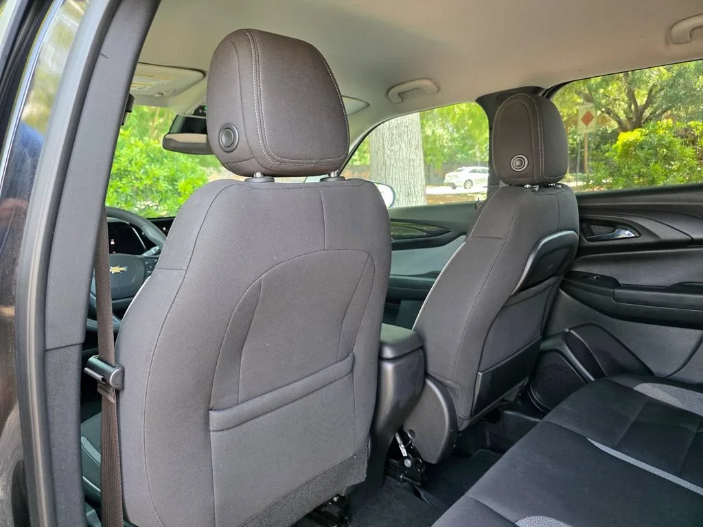 Used 2025 Mosaic Black Metallic Chevrolet LT image 26