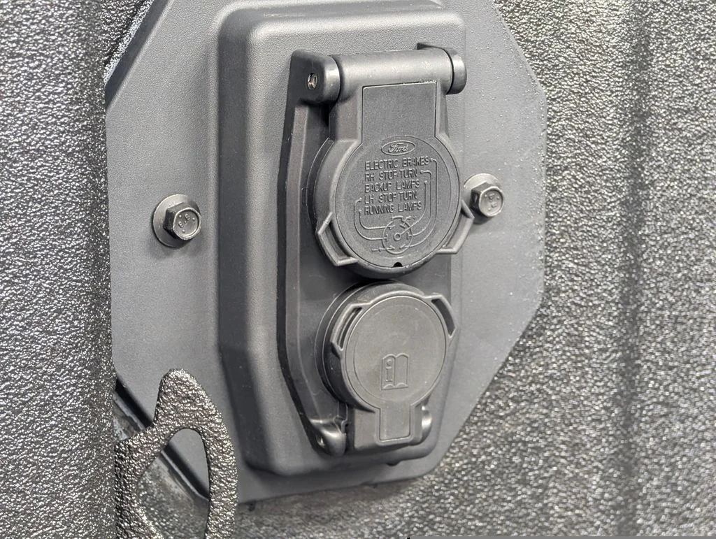 New 2026 Glacier Gray Metallic Tri-Coat Ford F-250® Lariat® image 30