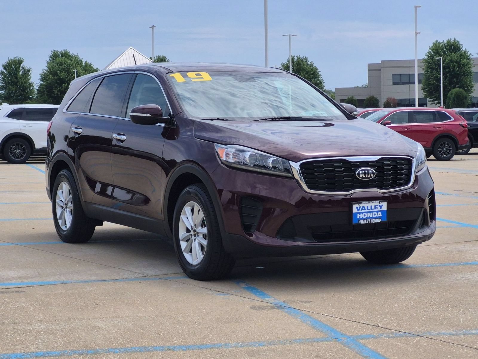 Used 2019 Sangria Kia LX image 4