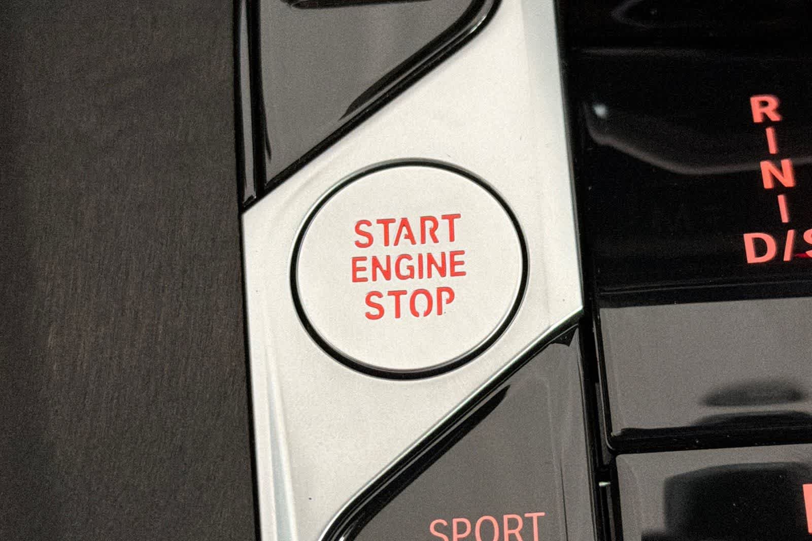 New 2026 Alpine White BMW xDrive40i image 23
