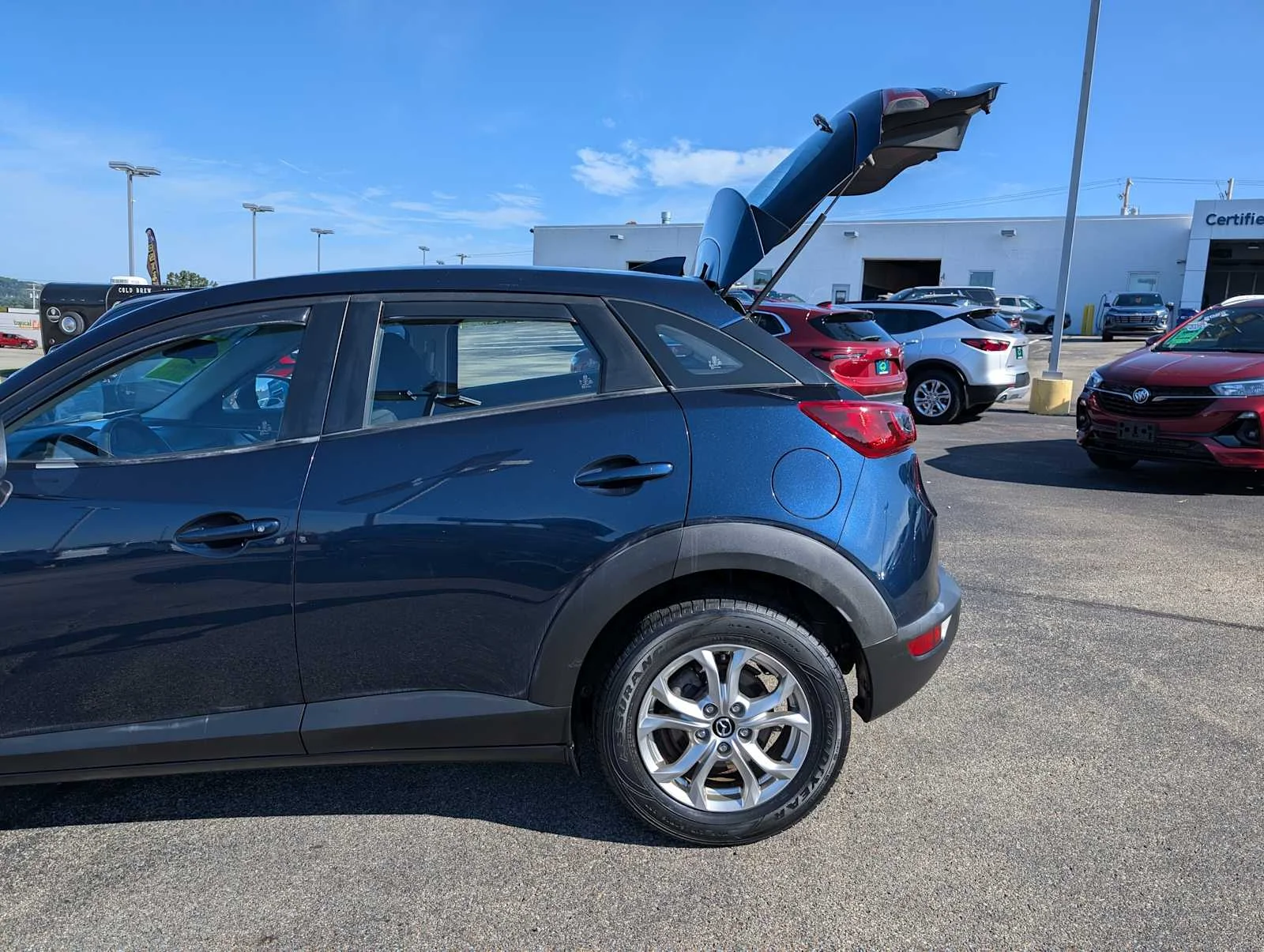 Used 2018 Deep Crystal Blue Mica Mazda Sport image 11