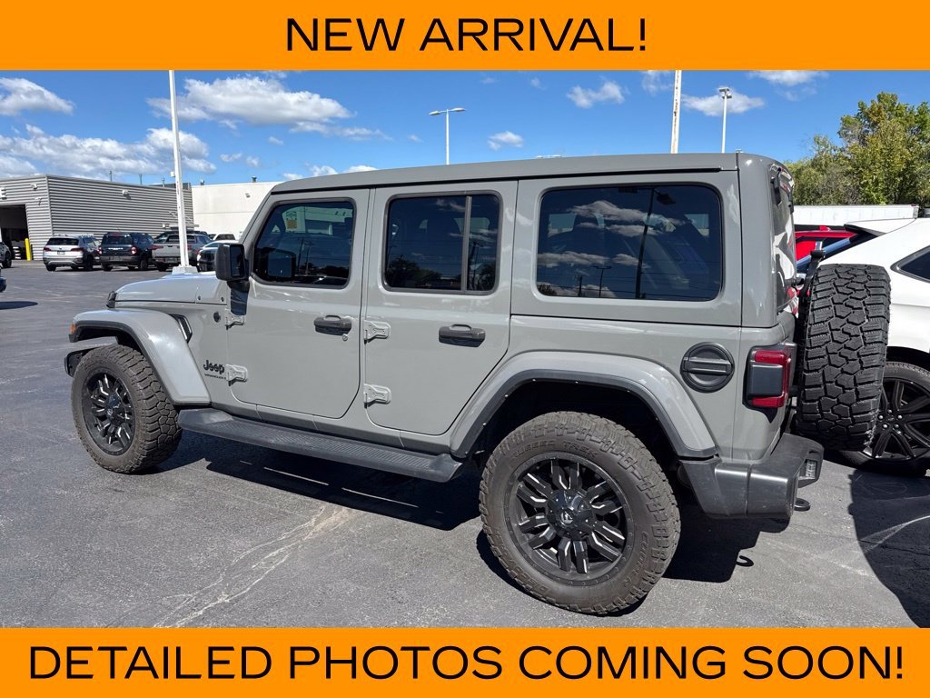 Used 2023 Gray Clearcoat Jeep  image 5