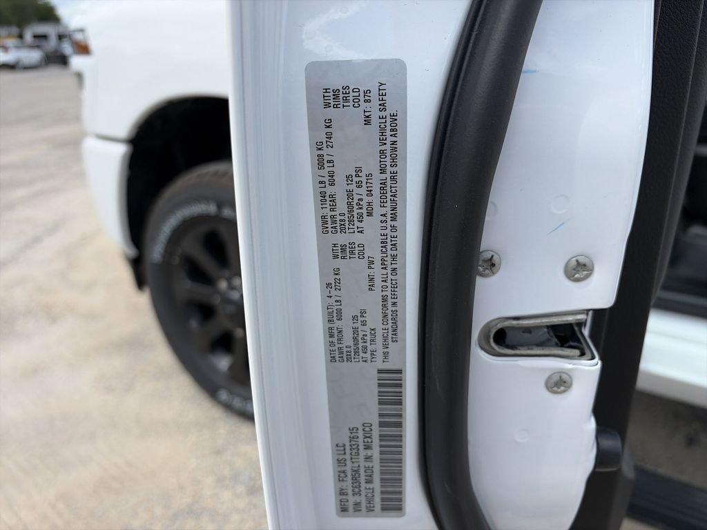 New 2026 Bright White Clear-Coat Exterior Paint Ram Laramie image 35