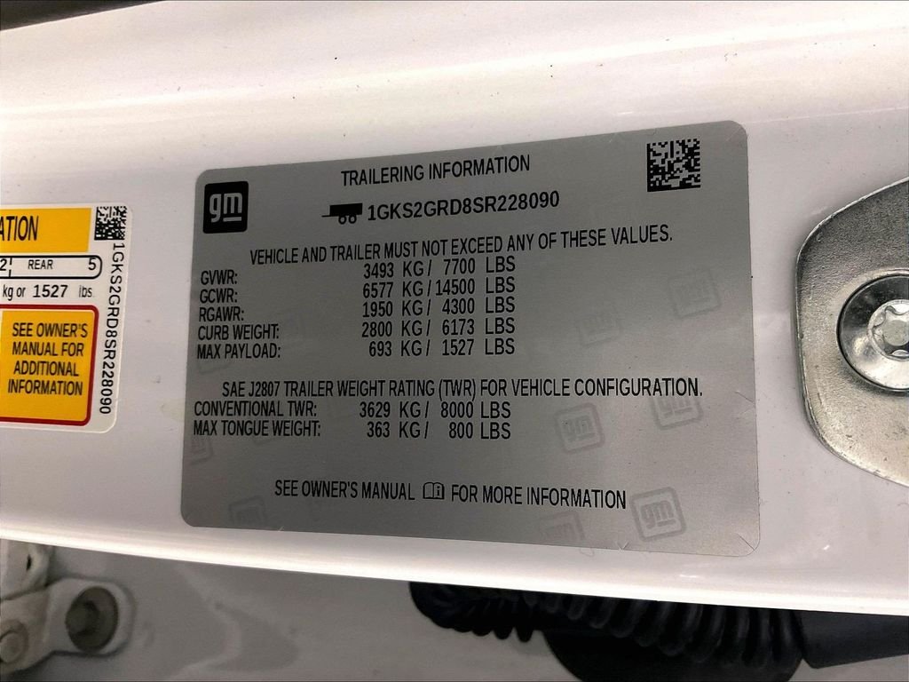 Used 2025 White GMC Elevation image 37