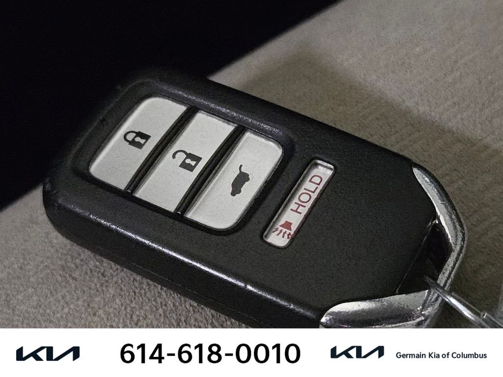 Used 2016  Honda EX image 33