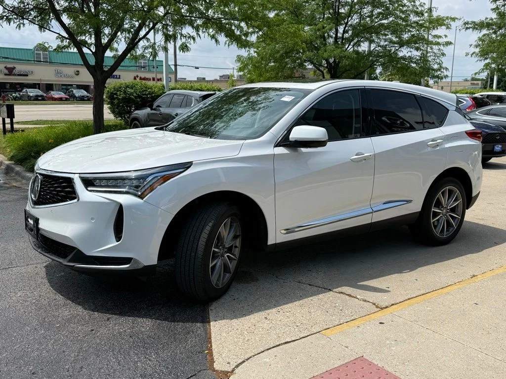 Used 2024 White Acura Technology Package image 3