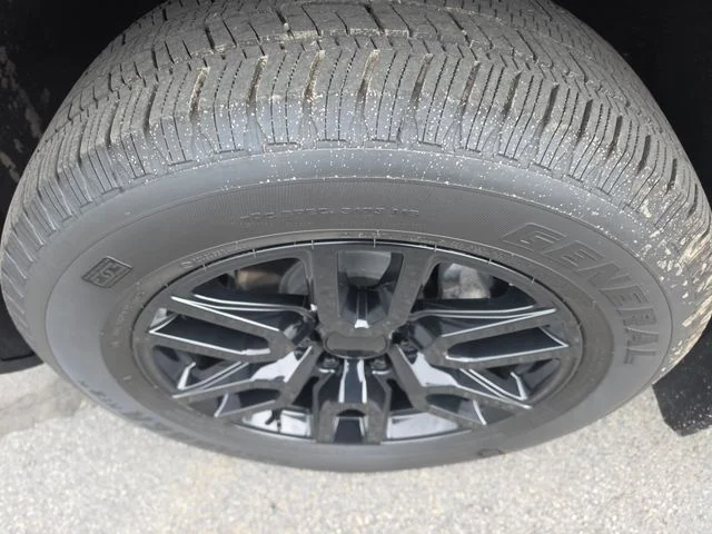 Used 2024 Black GMC Elevation image 9
