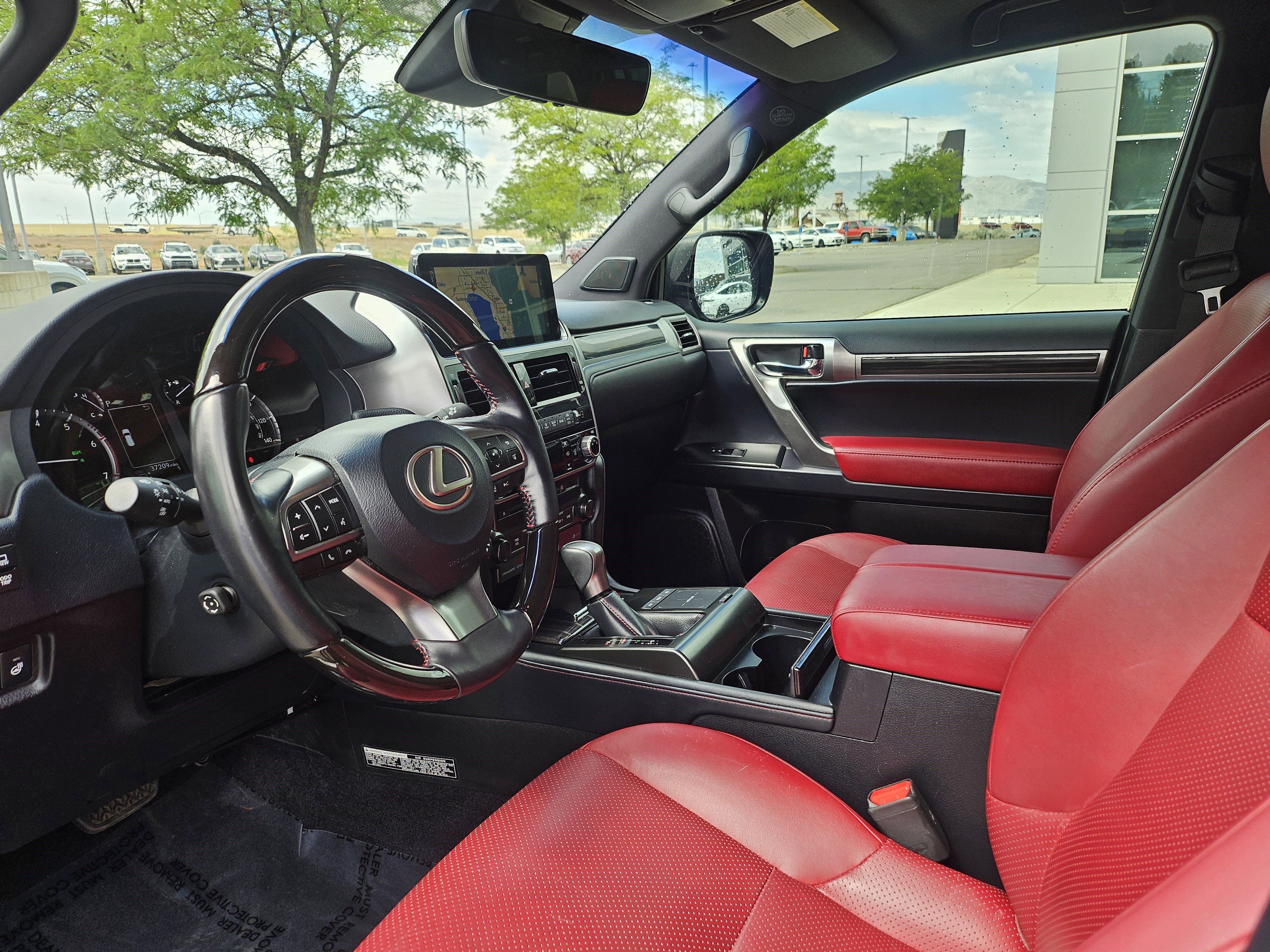 Certified Used 2022 NEBULA GRAY PEARL Lexus 460 Luxury image 10