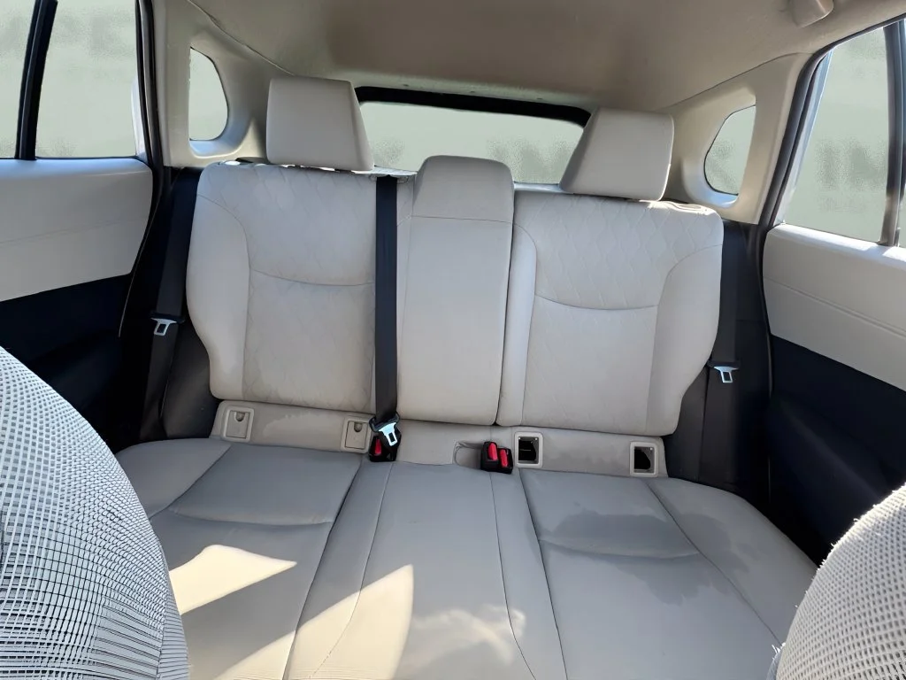 Used 2022 Silver Toyota L image 11