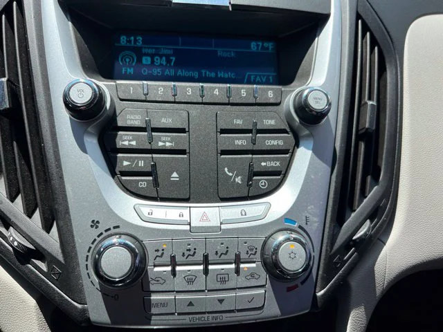 Used 2010 Silver Chevrolet LS image 18