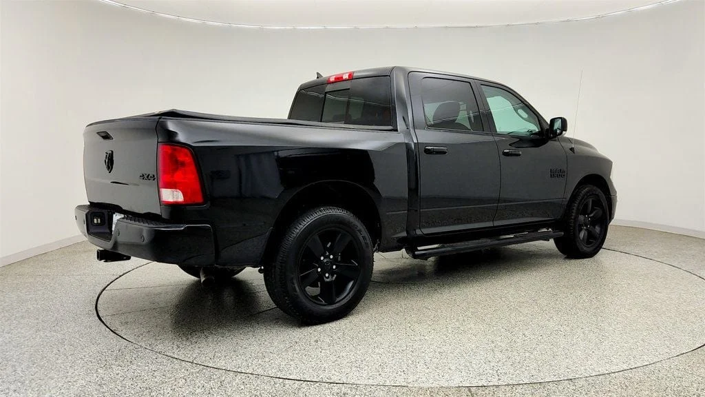 Used 2018 Brilliant Black Crystal Pearlcoat Ram Big Horn 4x4 Crew Cab 5