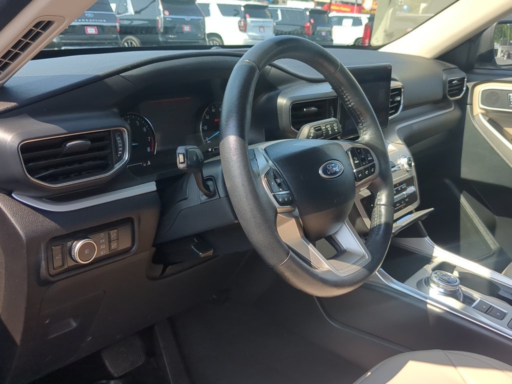 Used 2024  Ford XLT image 12