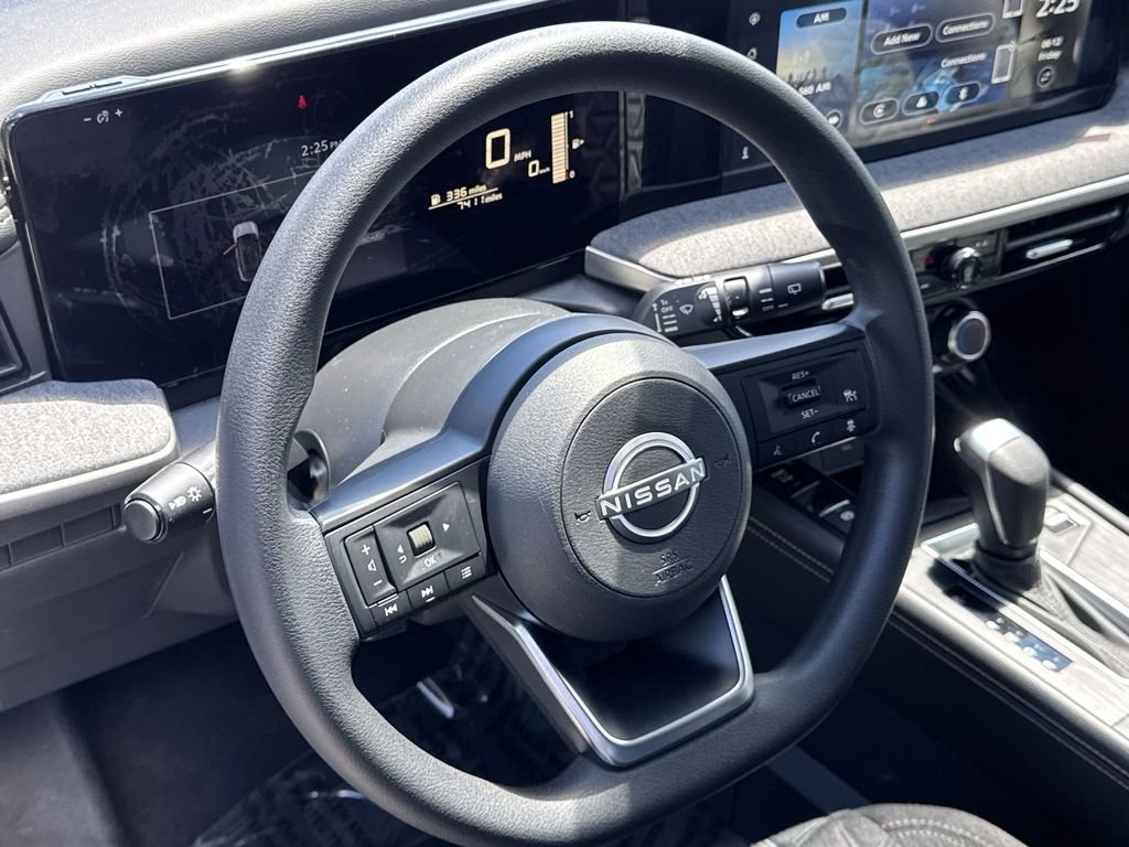 Used 2025 White Nissan SV image 11