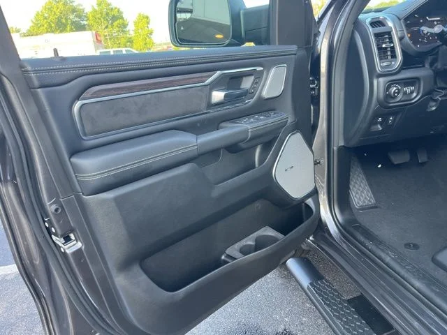 2026 RAM 1500 Laramie - Photo 6