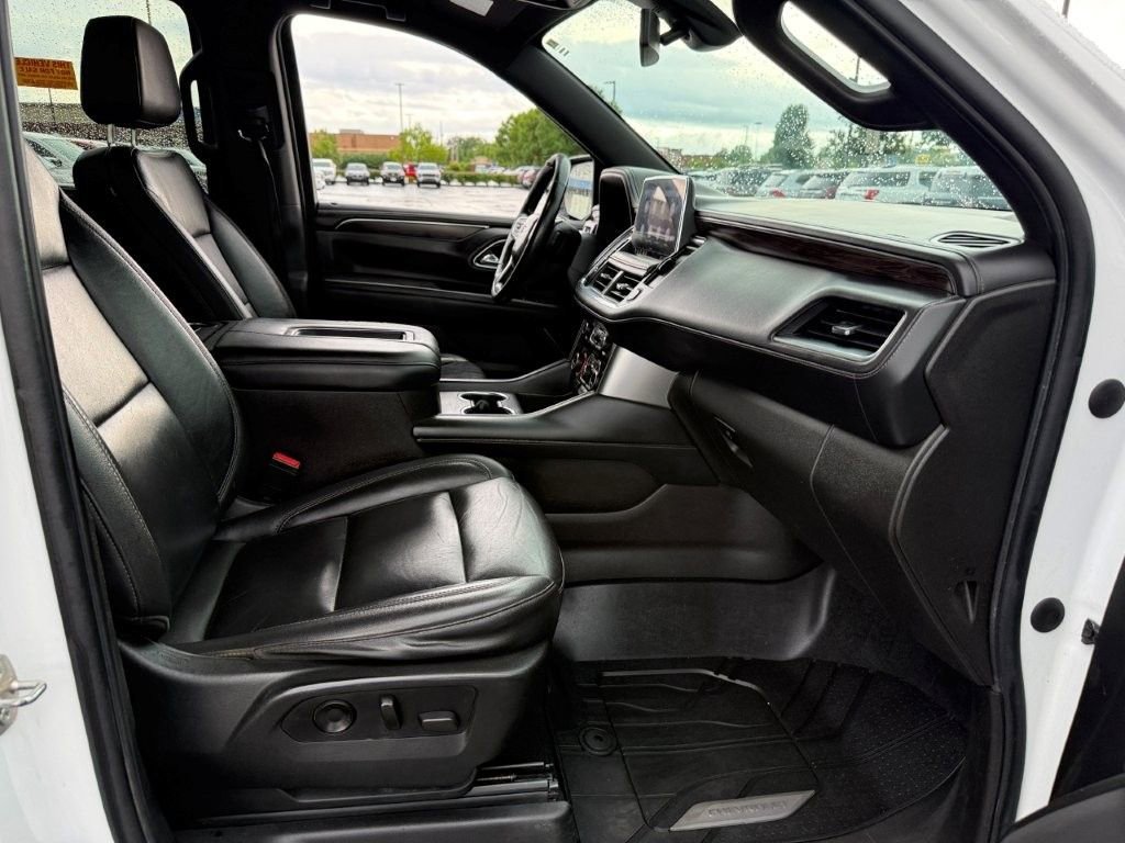 Used 2021 SUMMIT WHITE Chevrolet Z71 image 28