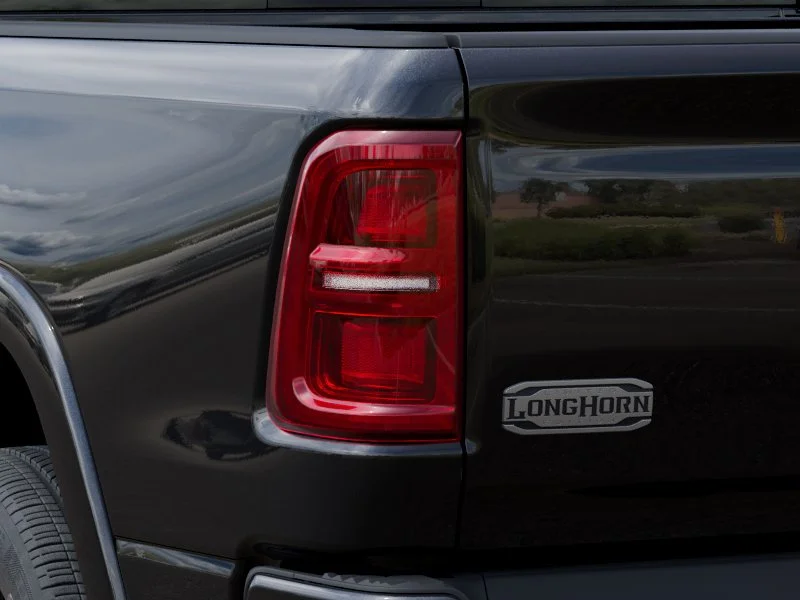 New 2026 Diamond Black Crystal Pearl-Coat Exterior Paint RAM Limited image 35