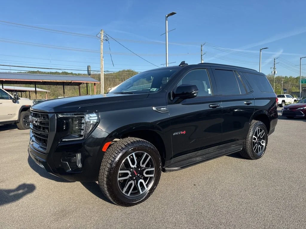 2024 GMC Yukon 4WD AT4's photo
