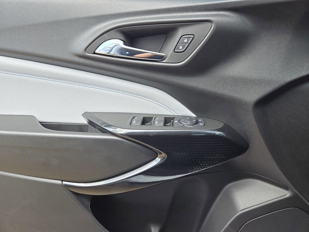 2026 Chevrolet Trax LT - Photo 12