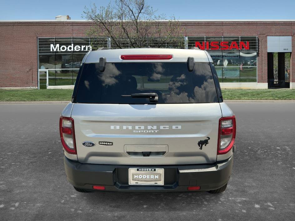 Used 2023 Silver Metallic Ford Outer Banks image 3