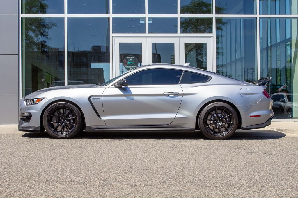 Used 2020 Iconic Silver Metallic Ford Shelby GT350 image 7