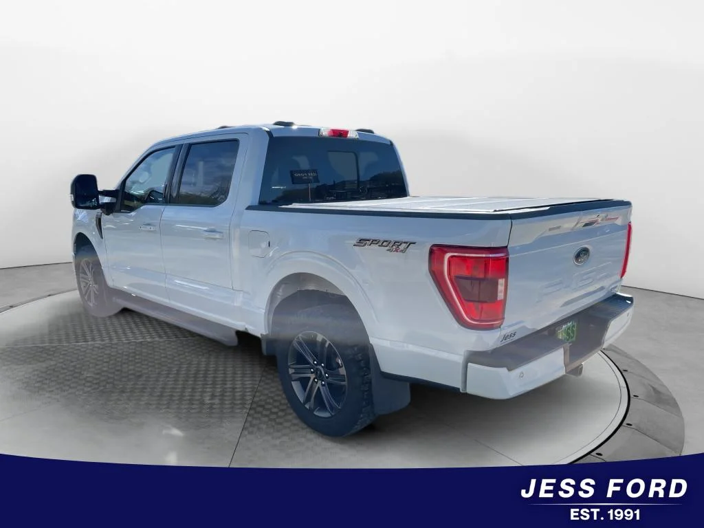 Certified Used 2022 Space White Metallic Ford XLT image 4