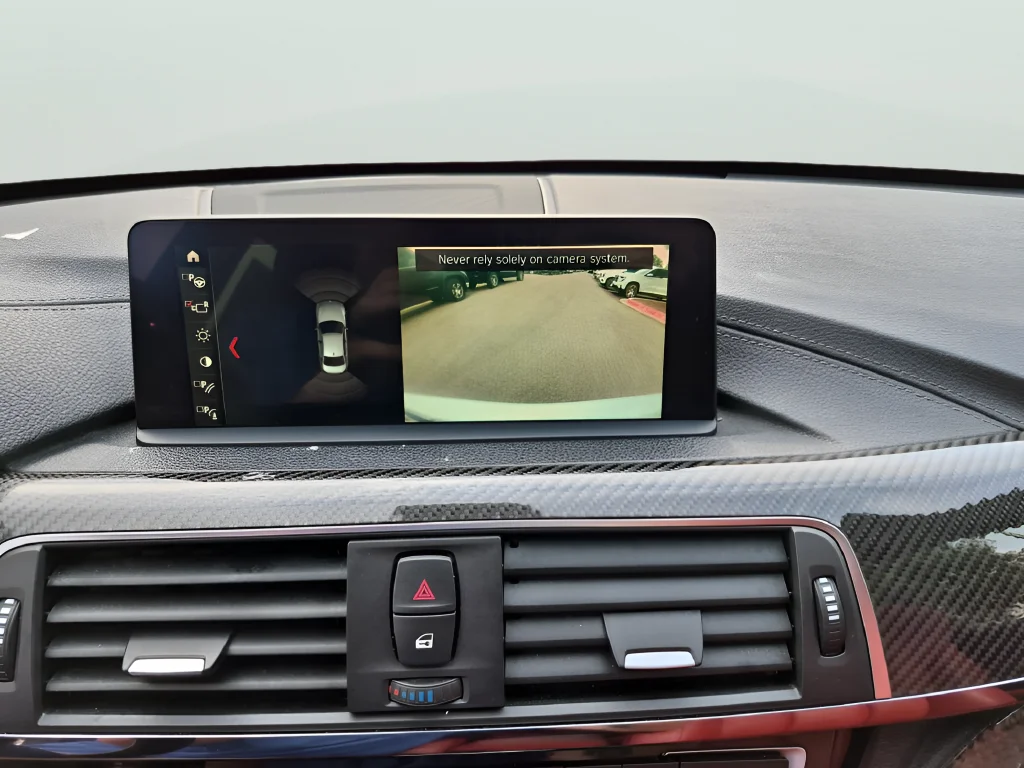 Used 2018 White BMW Base image 24