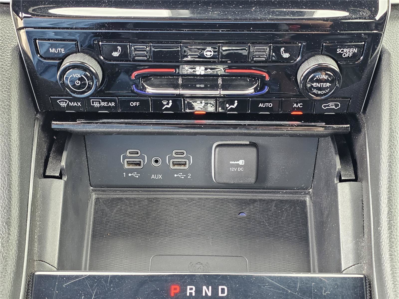 Used 2024 Silver Zynith Jeep Altitude image 27