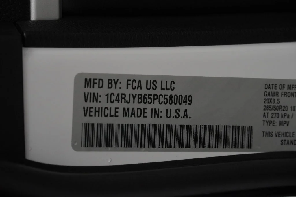 Used 2023 White Jeep 4xe image 48