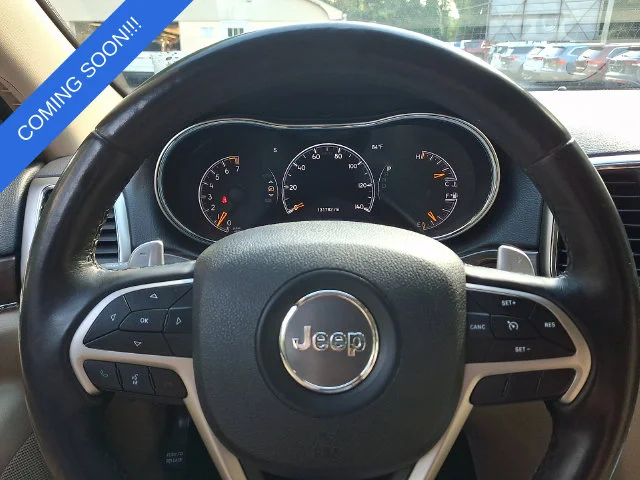 Used 2017 Blue Jeep Limited image 21