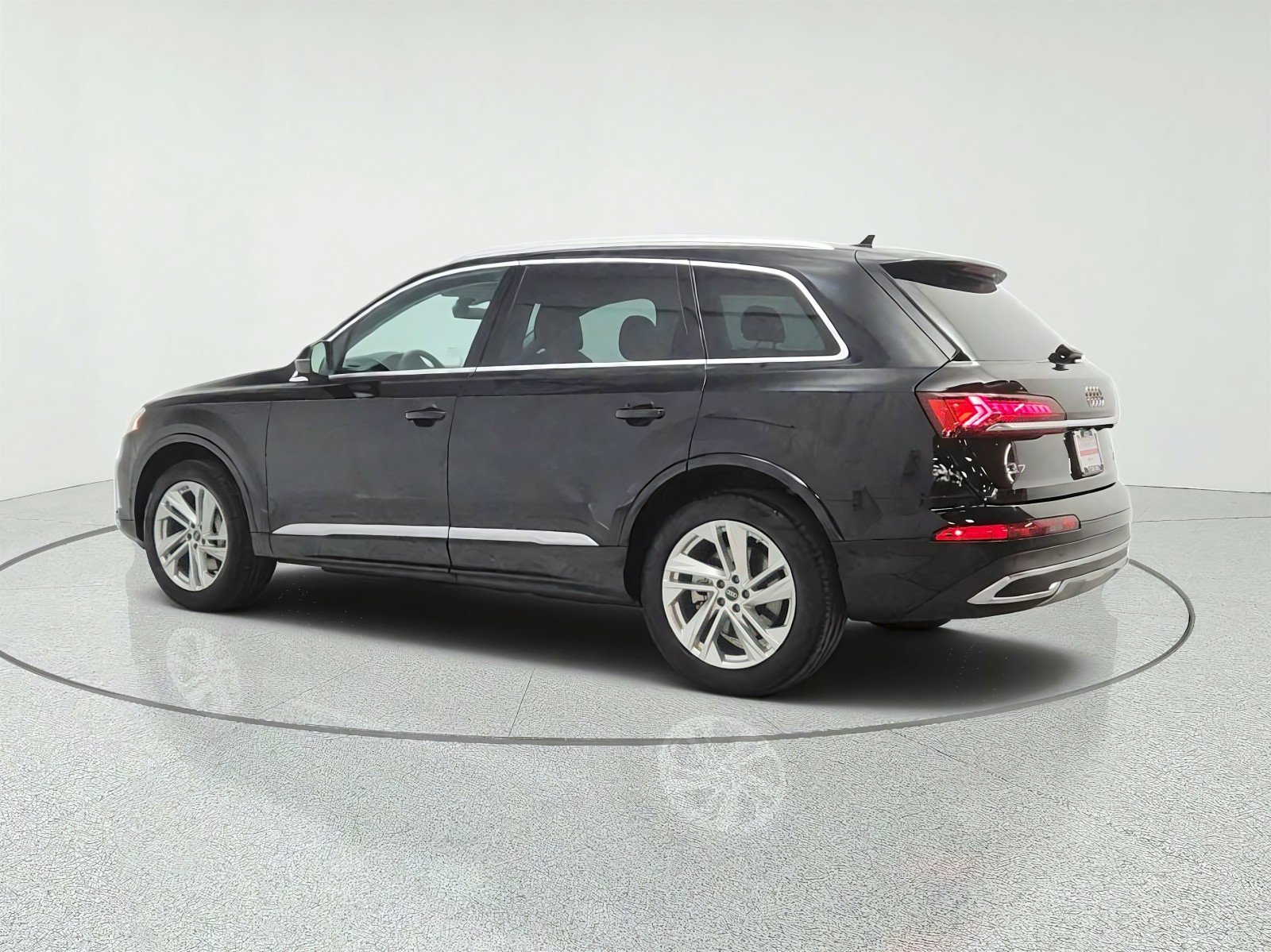 Used 2023 Mythos Black Metallic Audi Premium image 7