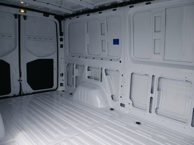 New 2026 Arctic White Mercedes-Benz Cargo 144 WB image 36