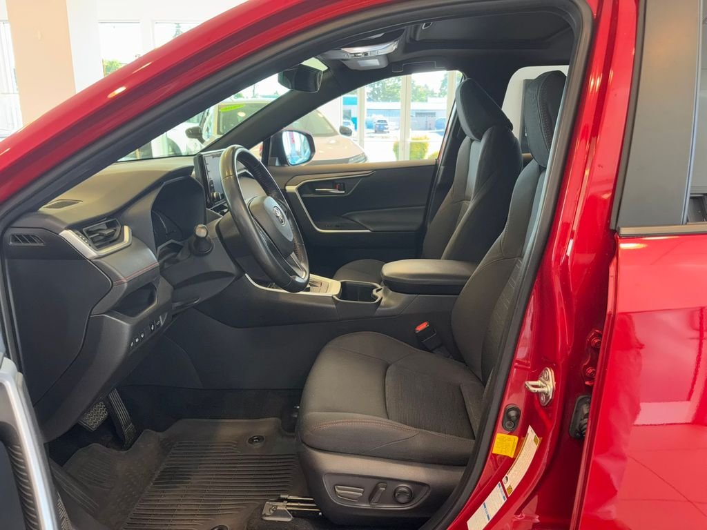Used 2022 Red Toyota SE image 13