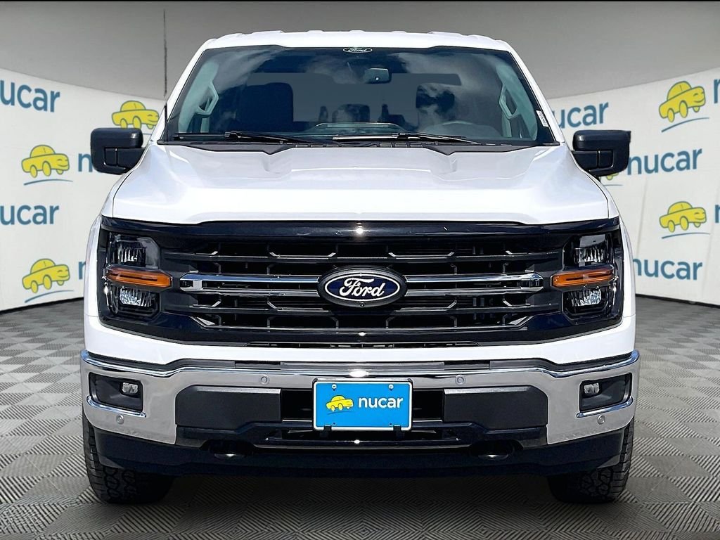 New 2026 Oxford White Ford XLT image 3