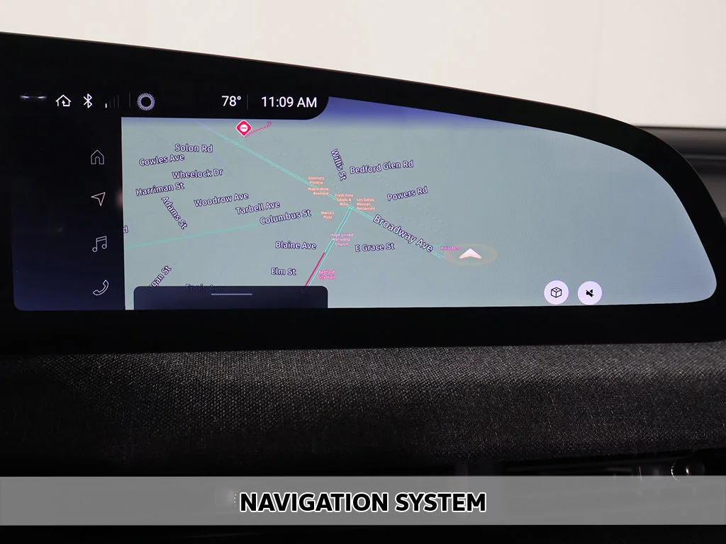 Used 2023 Blue Lucid Pure image 4