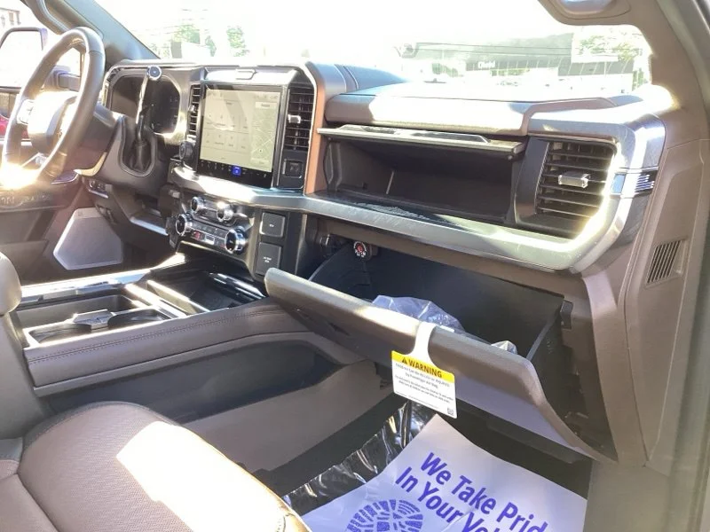 New 2027 Gray Ford King Ranch image 26
