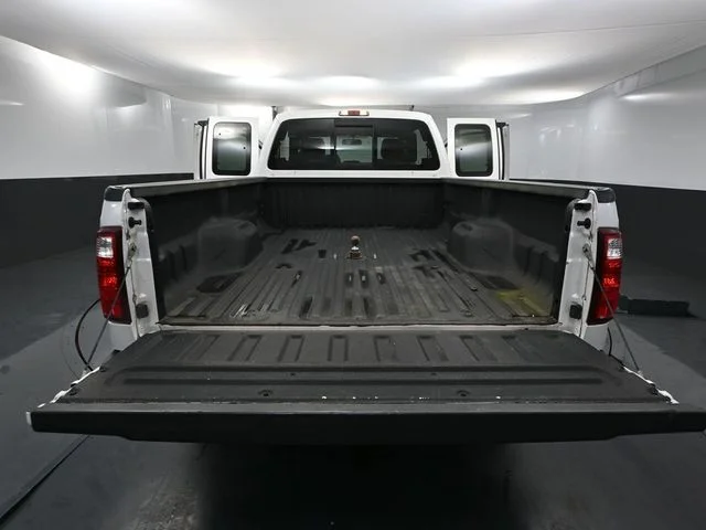 Used 2015 White Ford Lariat image 40