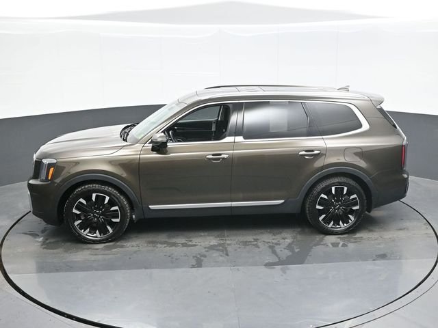 Used 2024 Green Kia SX-Prestige image 12