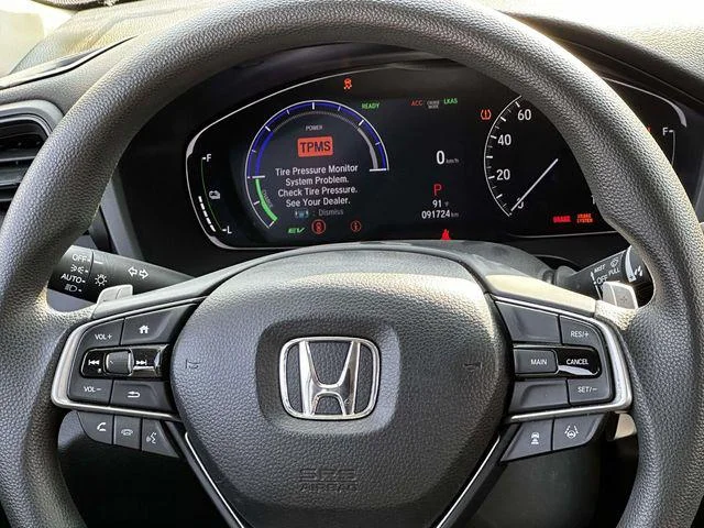 Used 2019 White Orchid Pearl Honda EX image 18