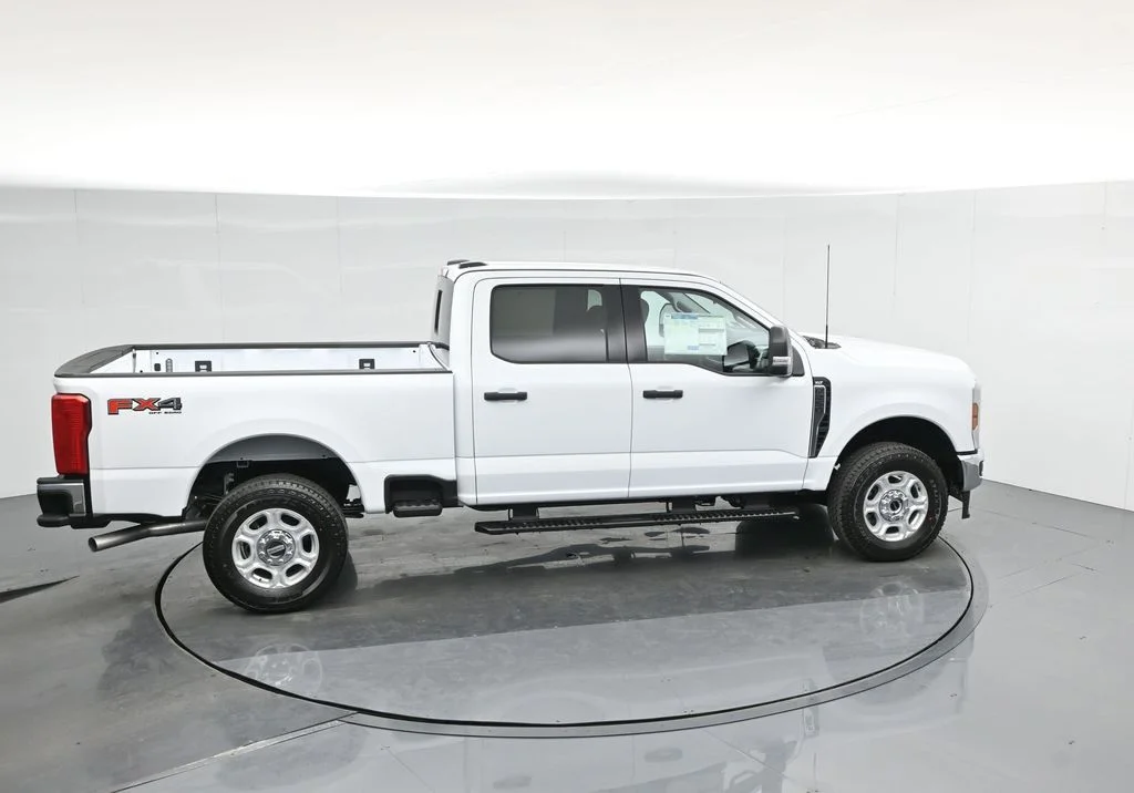 New 2026 White Ford XL image 47