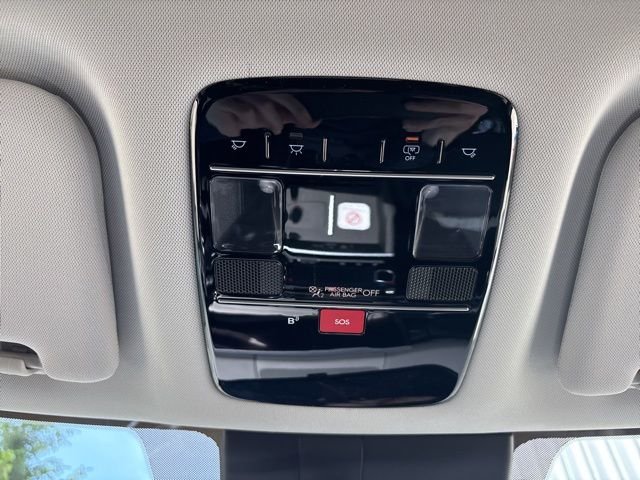 New 2026 Shimmering Silver Hyundai SEL image 29