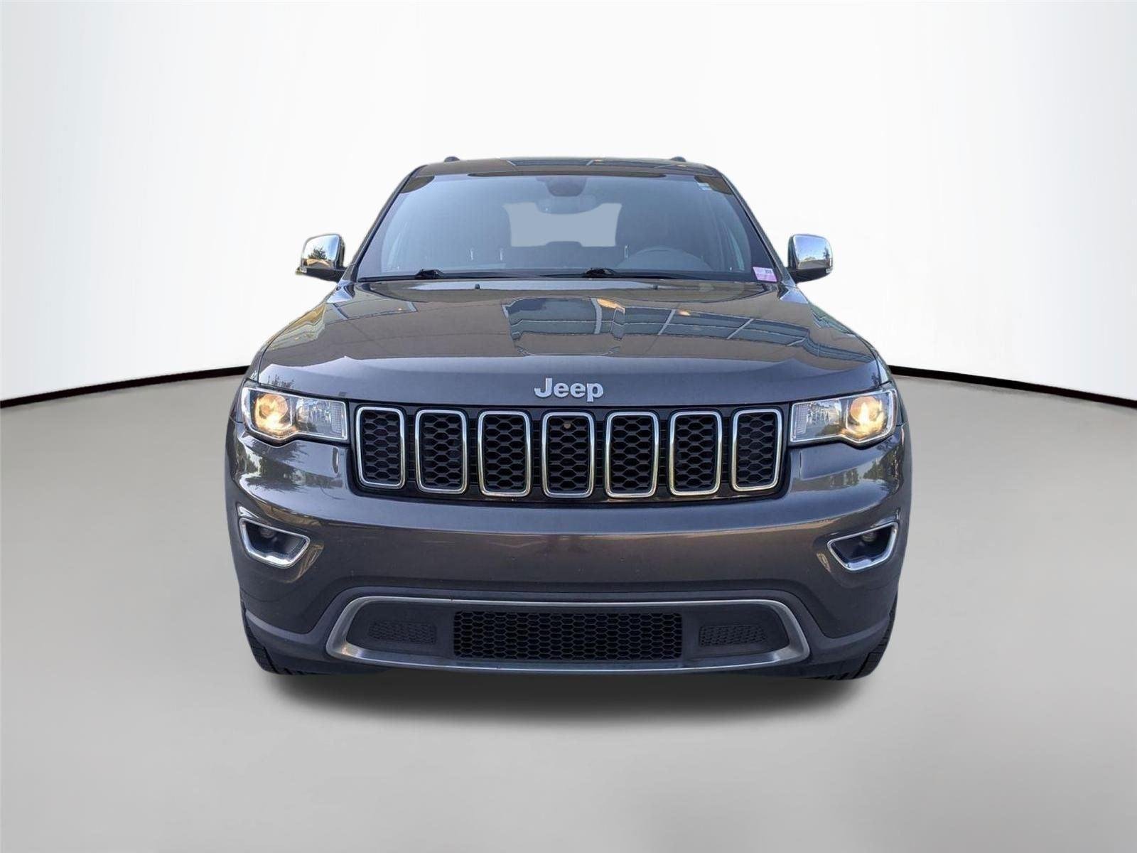 Used 2020 Granite Crystal Metallic Clearcoat Jeep Limited image 2