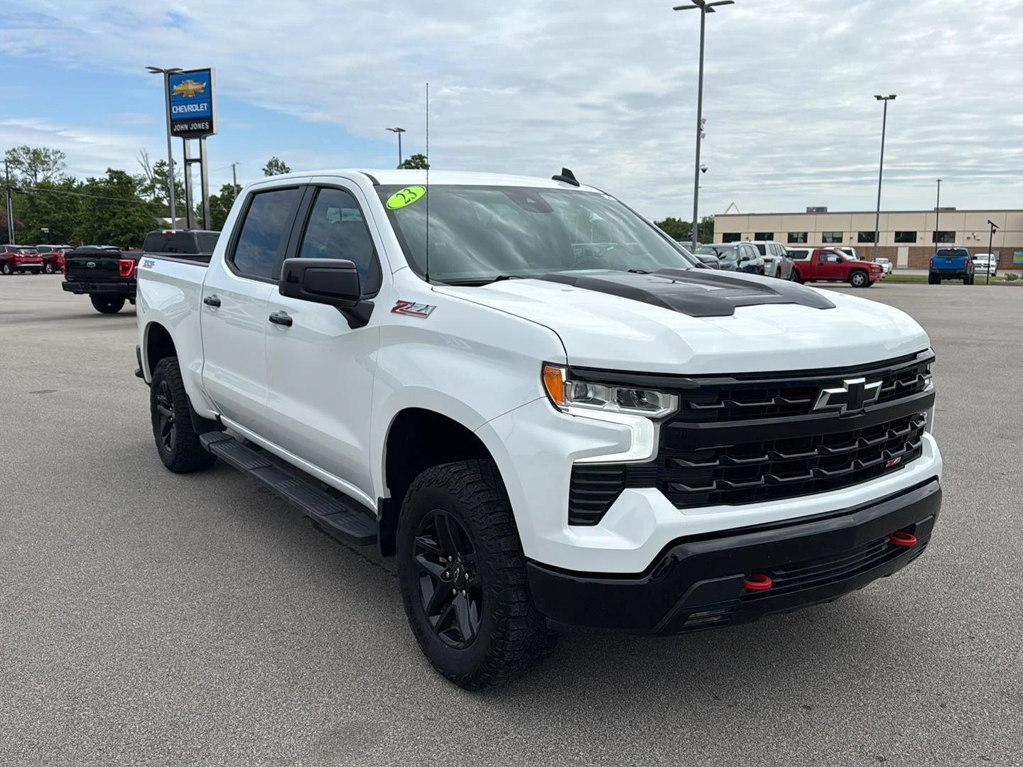 Used 2023 Summit White Chevrolet LT Trail Boss image 2