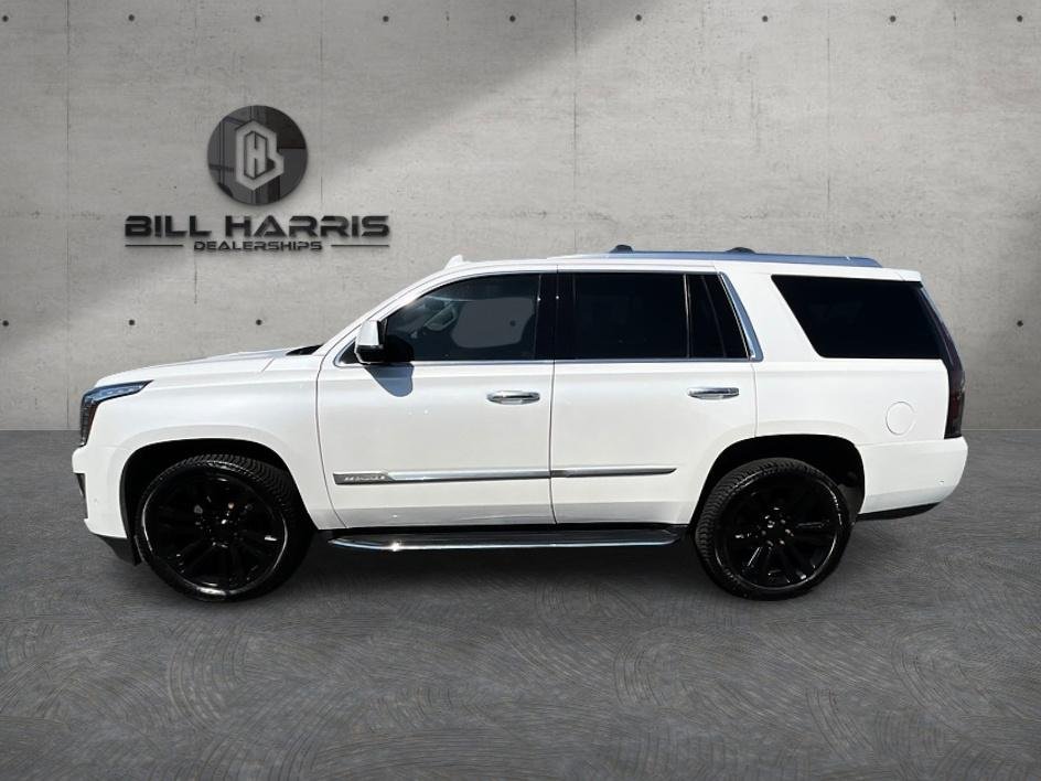 Used 2020 White Cadillac Luxury image 10