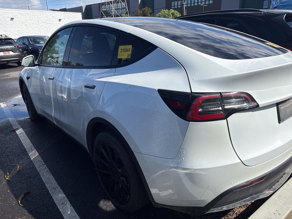 Used 2020  Tesla Performance image 6