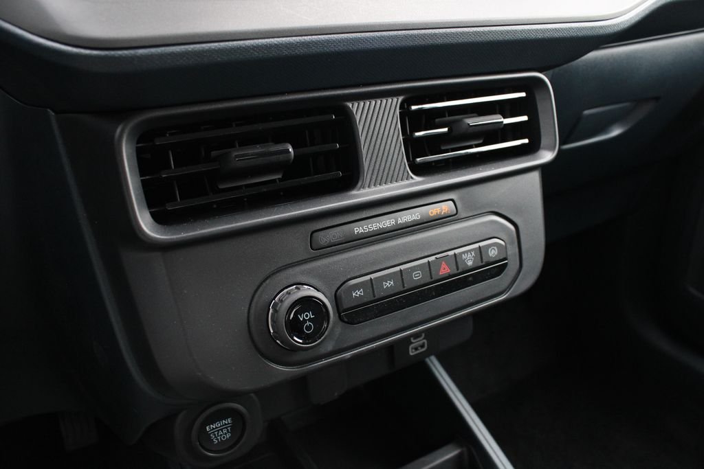2026 Ford Maverick XLT - Photo 16