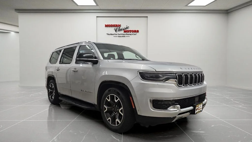 2023 Jeep Wagoneer Series III 4WD's photo