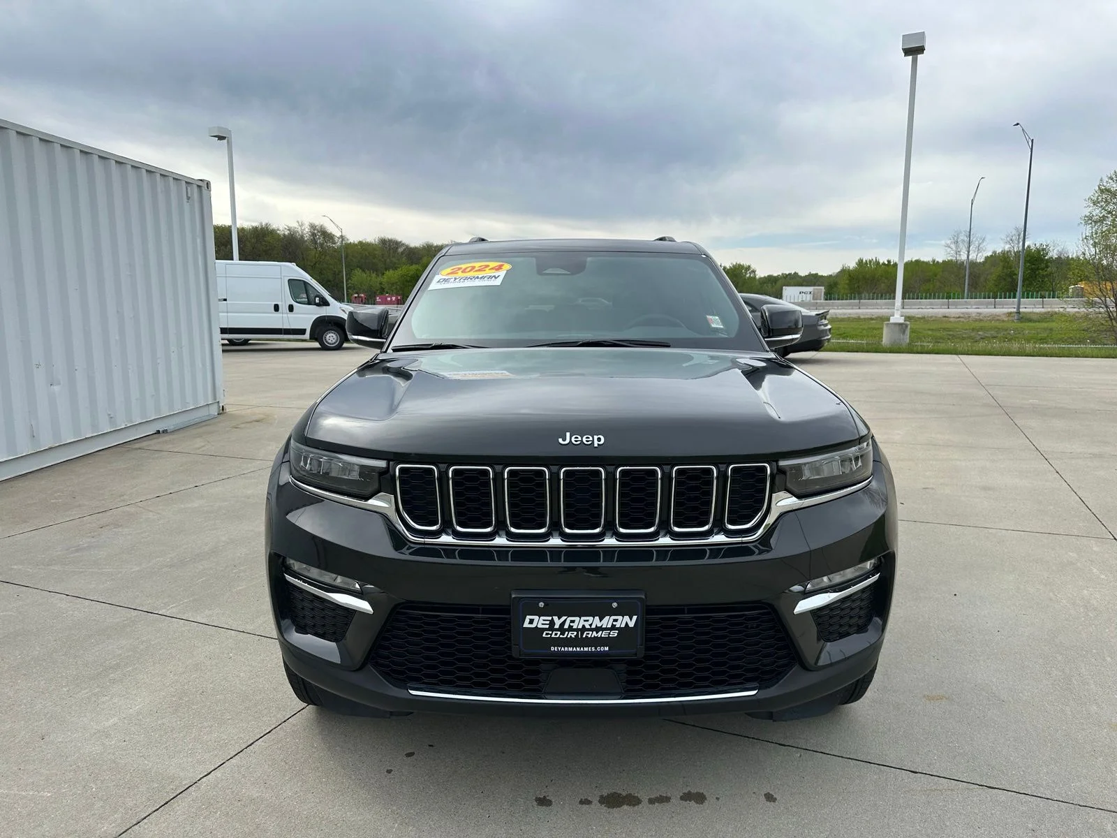 1C4RJYB65RC114060