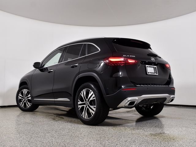 New 2026 Night Black Mercedes-Benz GLA 250 image 56