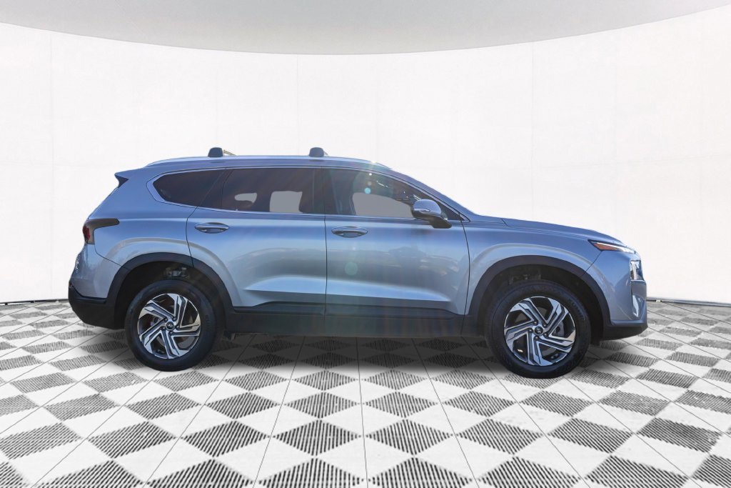 Used 2023 Silver Hyundai SEL image 11