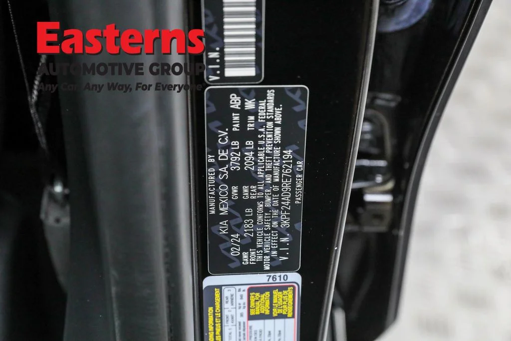 Used 2024 Black Kia LXS image 33